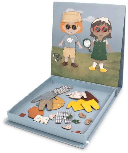 Magnetic dress-up doll - Ready for your adventure